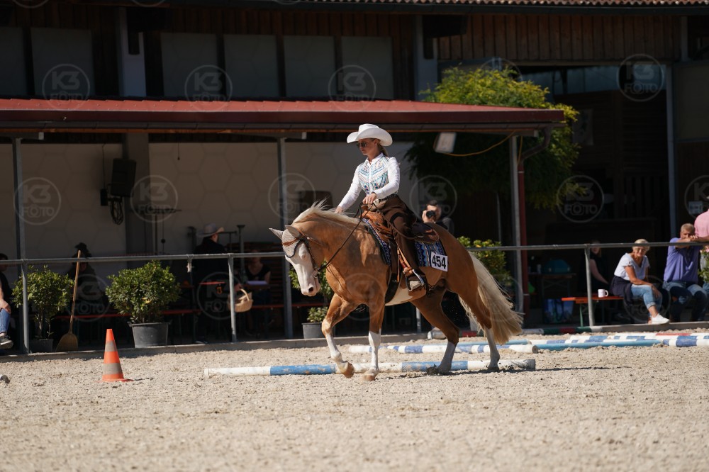 s_A_907789.JPG